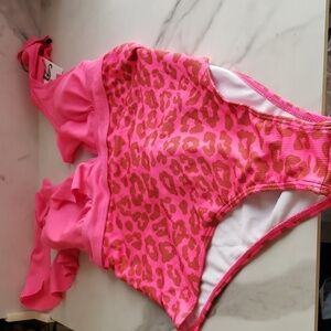 SPORLIKE Ruffle High Waist Swimsuit in Hot Pink with an Animal Print Size M